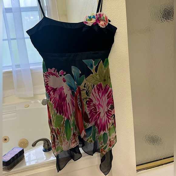 Sue Wong Velvet and Floral Top - Picture 5 of 6